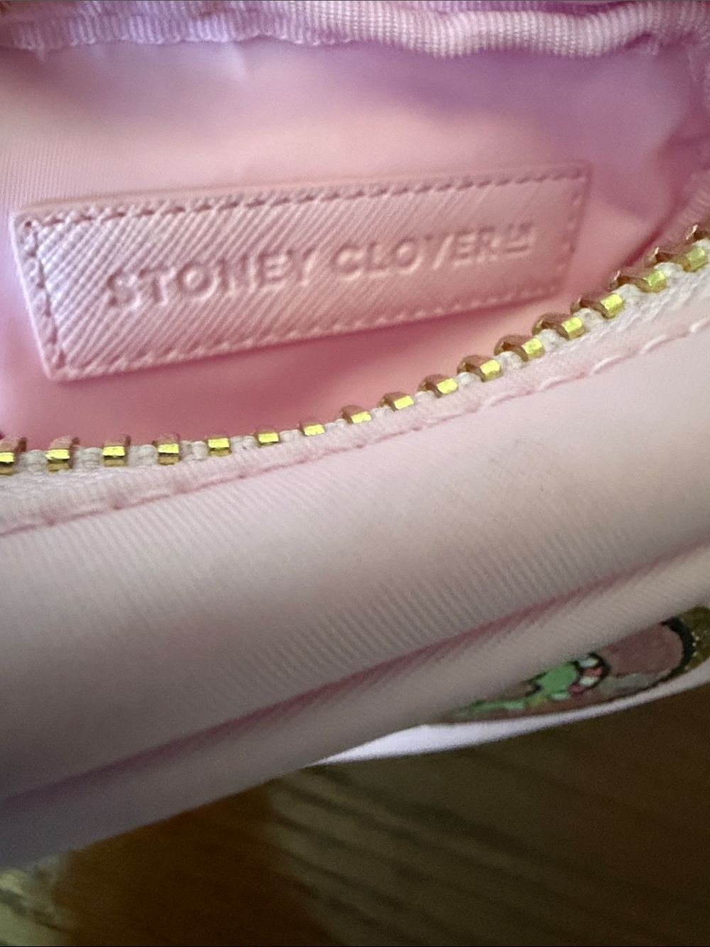 Stoney Clover Lane Pouch - Picture 5 of 8